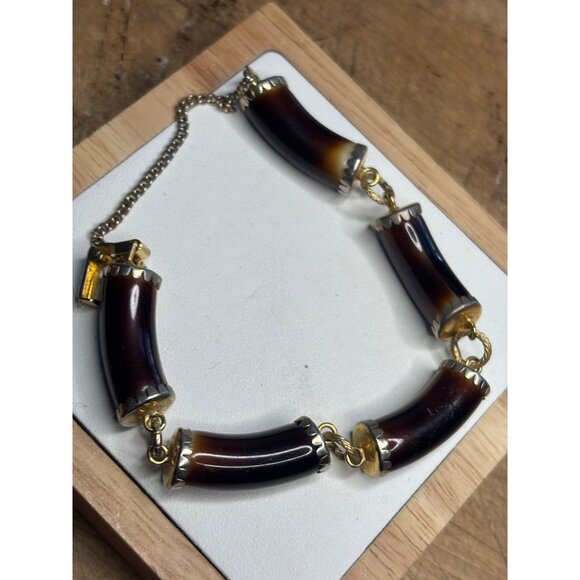 Vintage Curved Tiger’s Eye Gold Tone / plate? Bracelet With Chain Clasp - Picture 1 of 10